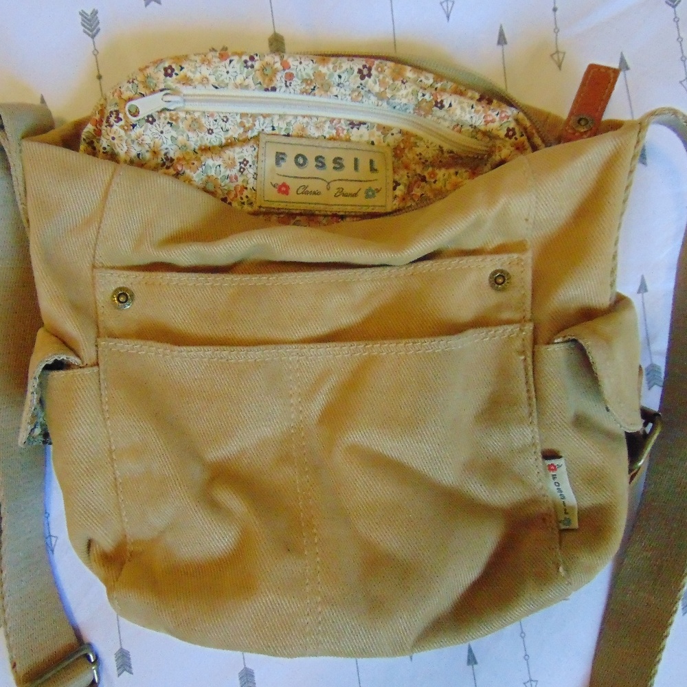 Fossil | Classic Brand Small Fabric Crossbody